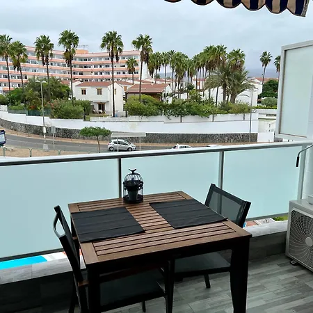 Panda House Apartamento Playa del Inglés