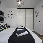 Panda House